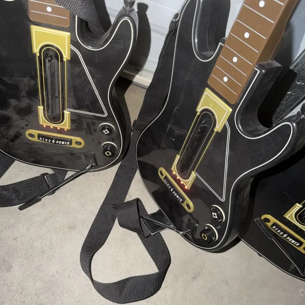 Lot of 5 Activision Guitar Hero Power Wireless Guitar Xbox 360/PS3 3 With Straps